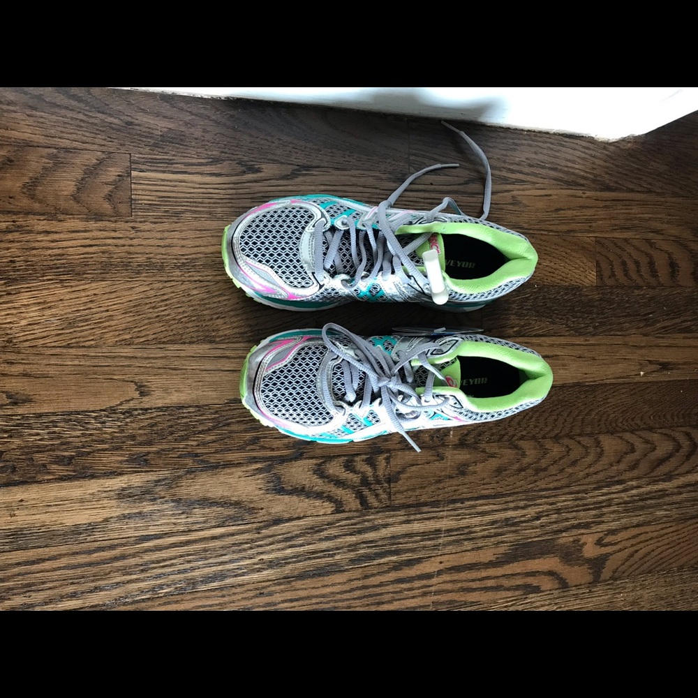 Brand new ASICS runners